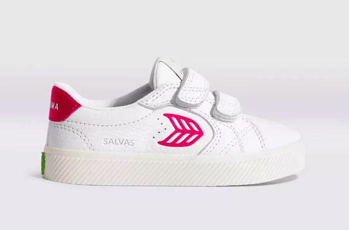 Cariuma Salvas Kids White Premium Leather/ Pink