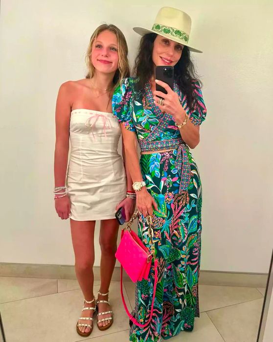 Bethenny Frankel enjoying a vacation with her daughter