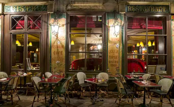 Café in Paris