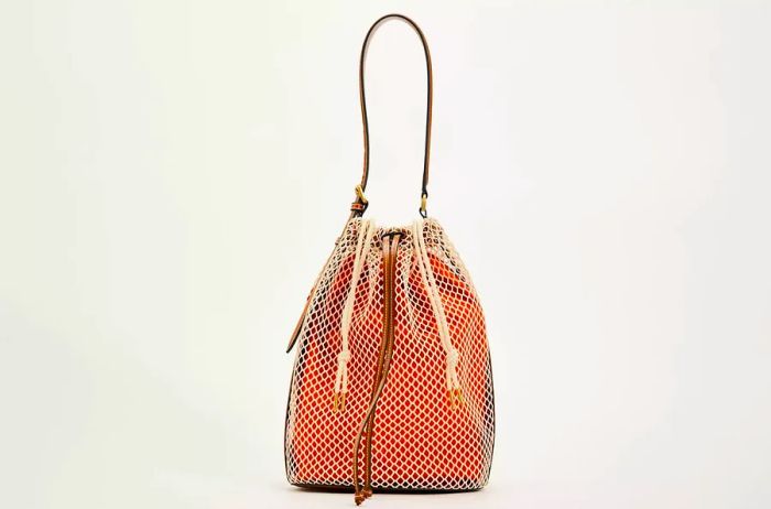 Zara MESH BUCKET BAG