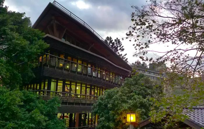 Beitou Public Library