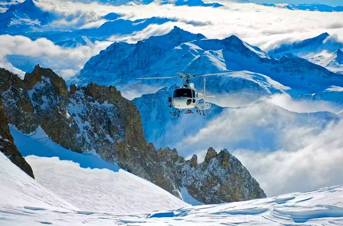 Helicopter Skiing in the Alps