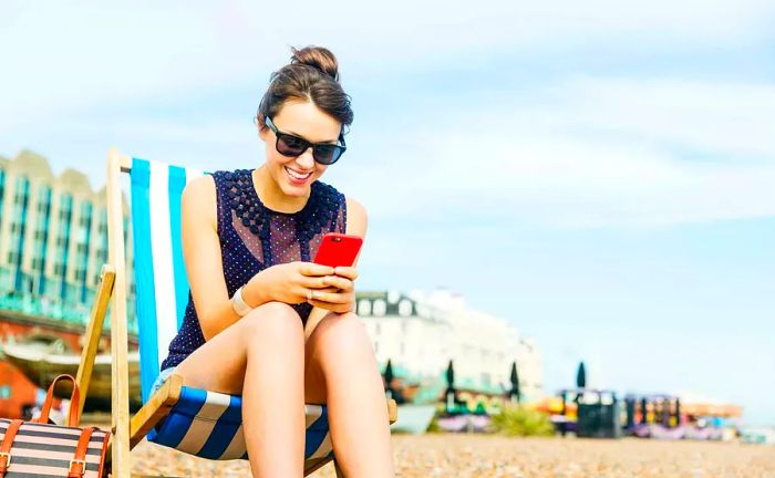 Last-Minute Travel Planning Apps for a Beach Getaway