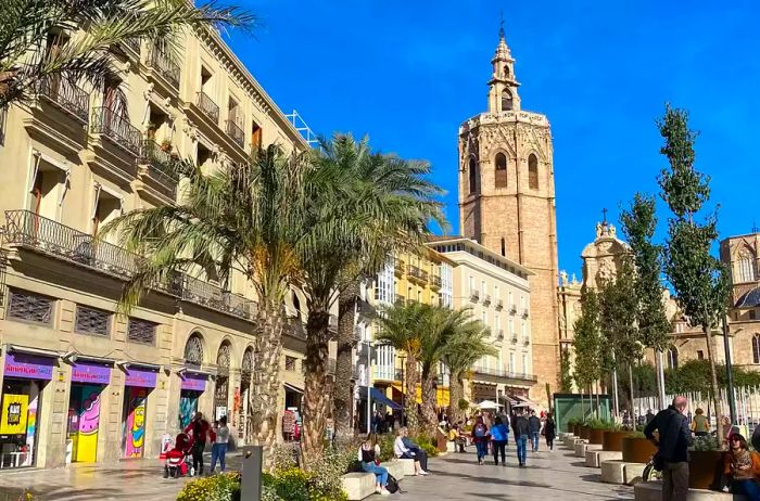 El Miguelete tower in Valencia, Spain