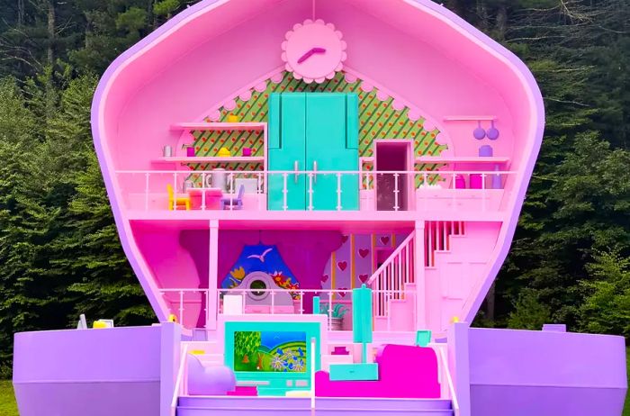 Inside the Polly Pocket Icon Airbnb