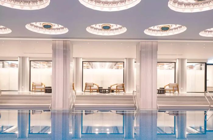 Spa pool at The Peninsula Istanbul