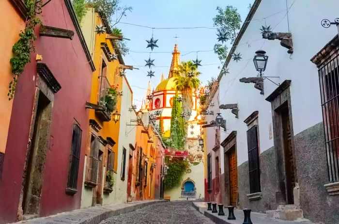 Renowned path leading to the Cathedral in San Miguel de Allende