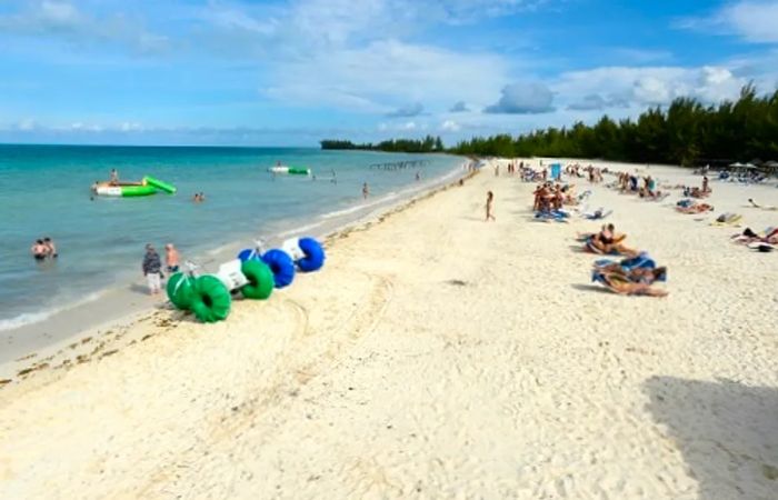 Isla Pasion beach in Cozumel