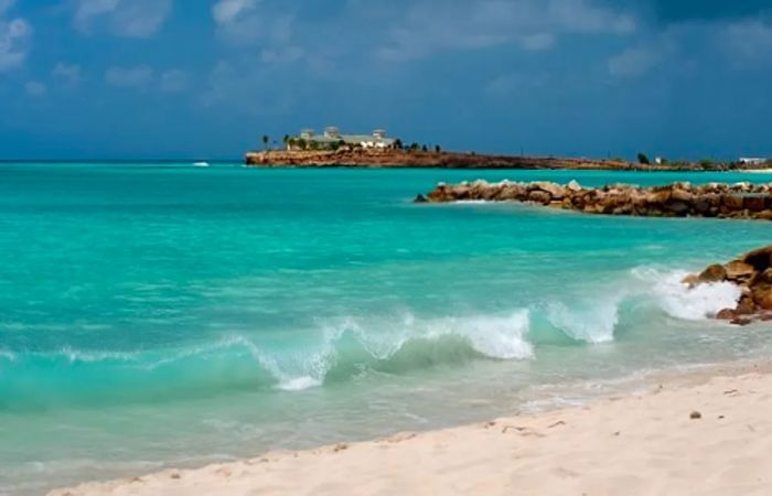 crystal clear waters and pristine white sand beach in Antigua