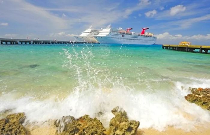 Dinogo vessels docked in Cozumel