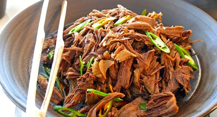 Pulled pork served in a pan