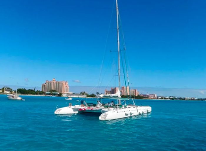 catamaran sailing off the coast of Nassau with Atlantis in the backdrop