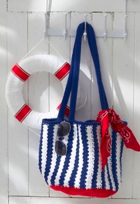 crochet tote featuring a nautical theme with a life ring buoy