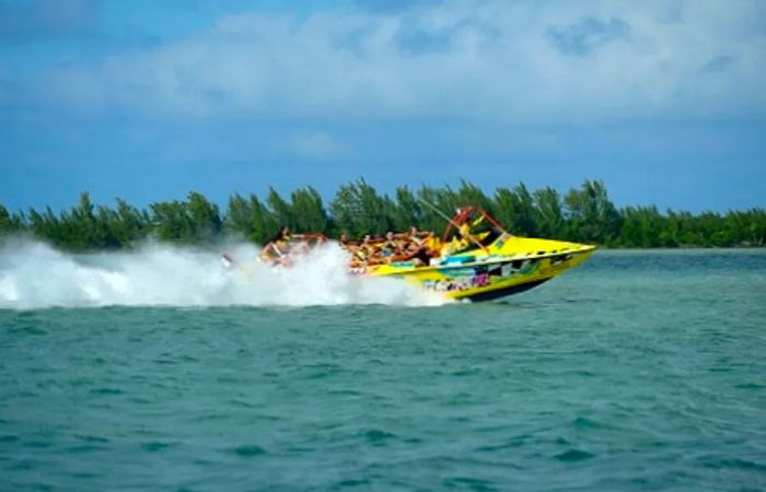 speed boat heading to Passion Island