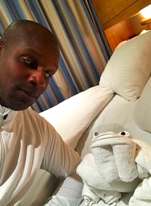 Doyin’s selfie with the towel animal