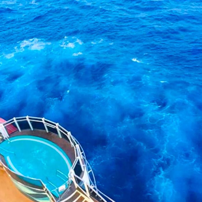 5 Compelling Reasons to Book a Cruise Right Now!