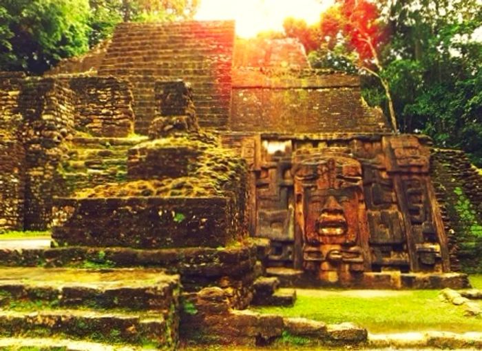 Lamanai Mayan mask temple discovered in Belize