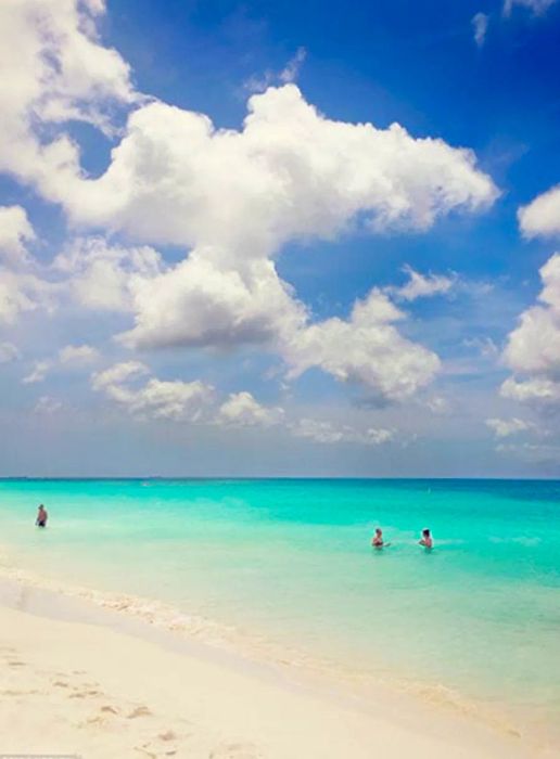 Pristine turquoise waters at Eagle Beach in Aruba