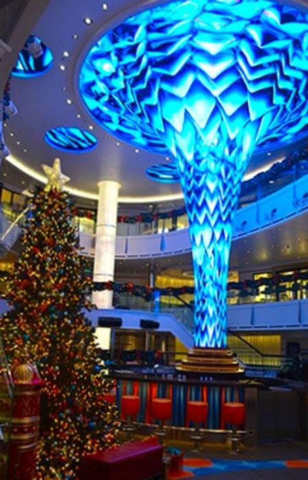 Christmas tree and DreamScape in Dinogo Vista’s Atrium