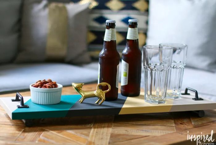 beverage_serving_tray_1024x696