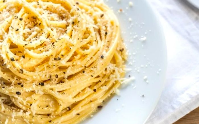 a close-up view of cacio e pepe