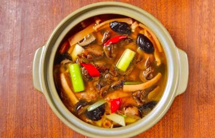 St. Maarten whelk soup with vegetables