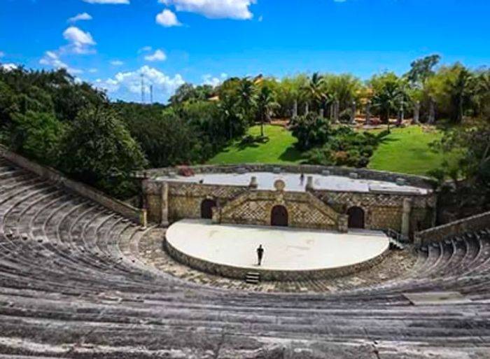 Romanesque amphitheater at Altos de Chavón with tiered seating.