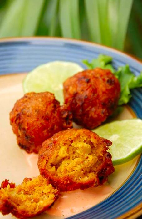 a serving of conch fritters