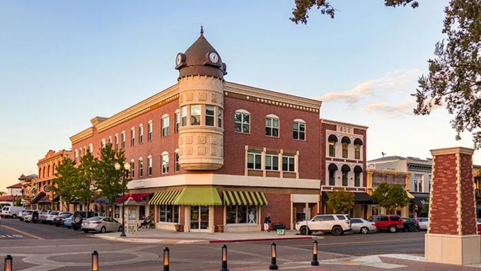 <b>Downtown Paso Robles</b>