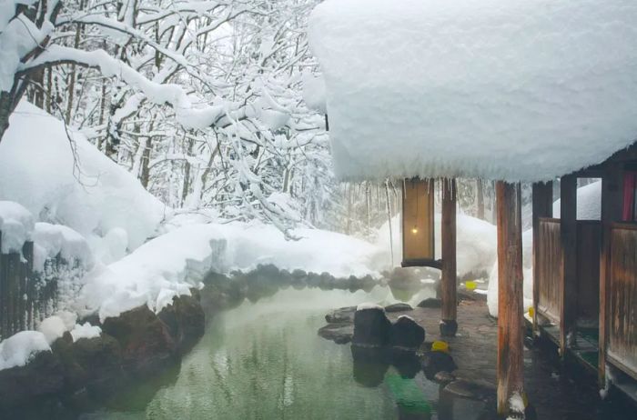 Experiencing winter outdoors at Karakonoyu Onsen in Nyuto Onsen Village