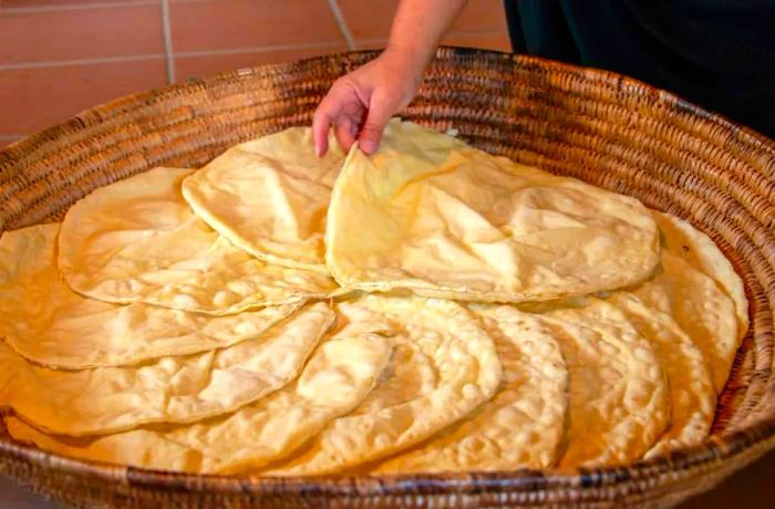 Making Panne Carasau, traditional Sardinian bread