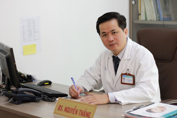 bac-si-nguyen-thang-2.jpg