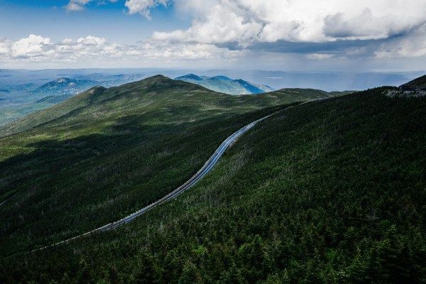 USA, New Hampshire, Lake Winnipesaukee Region (Walter Bibikow/Getty Images)