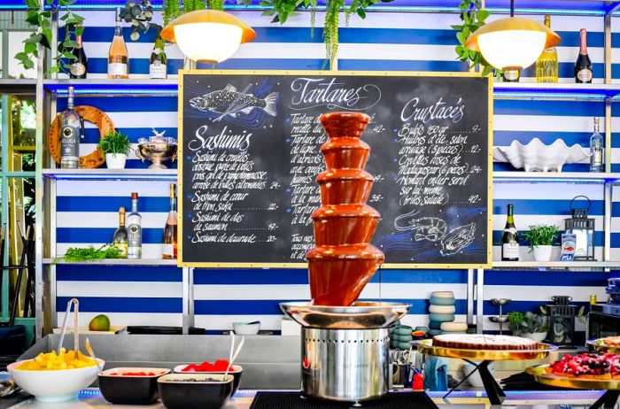 Chocolate fondue fountain at Kiosque Des Bastions’ Sunday brunch buffet