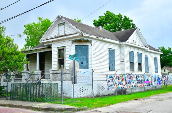 The Reverend Ned Pullum and Emma Eddy Pullum House is a recognized UNESCO site in Freedmen's Town.