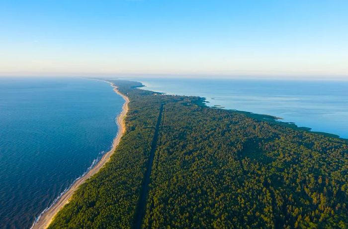 Curonian Spit, nestled between the Curonian Lagoon and the Baltic Sea