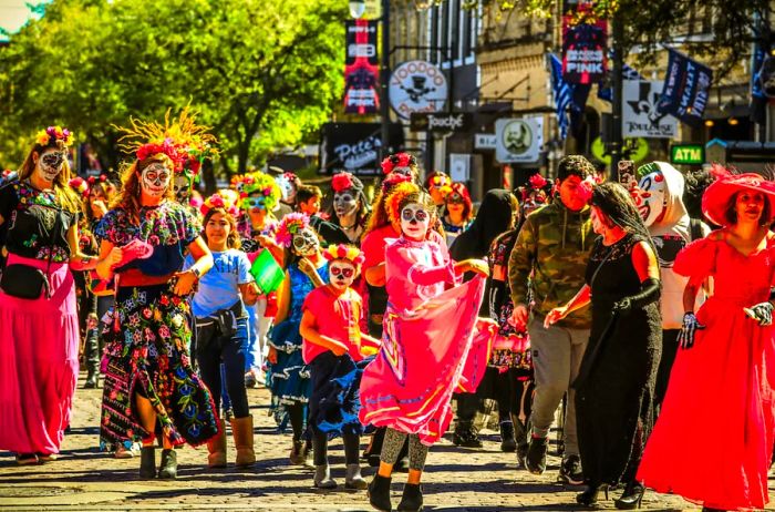 The Mexic-Arte Museum's Dia de los Muertos Parade