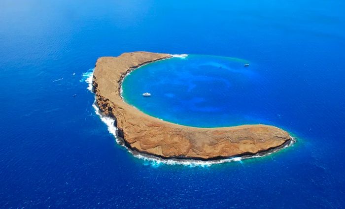 Molokini Crater