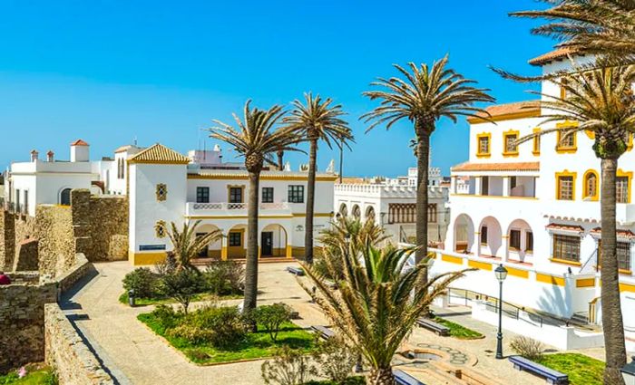 Tarifa Village