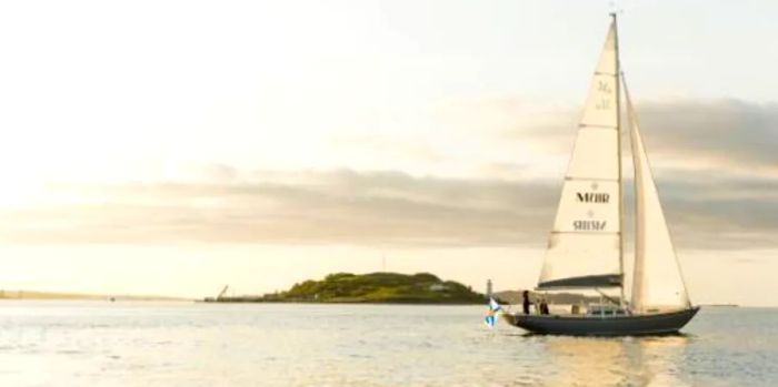 Plan a day on the water aboard the <i>Little Wing</i>, a luxurious 36-foot yacht from the Muir.