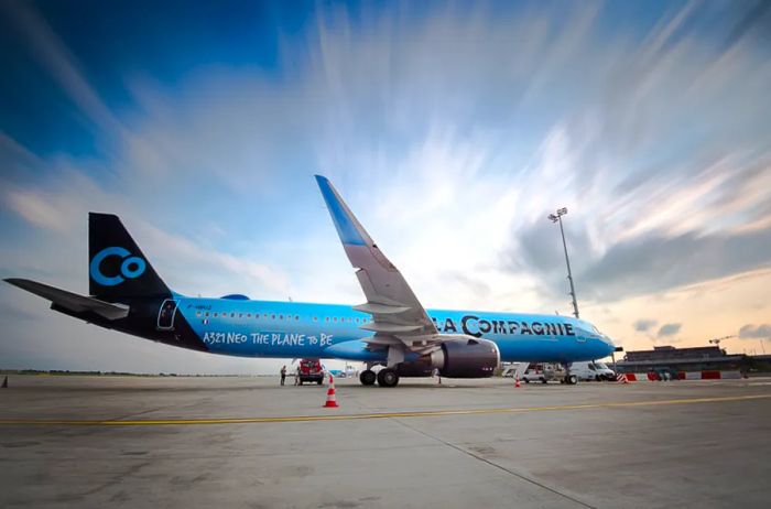 La Compagnie's Airbus A321neo aircraft on the runway