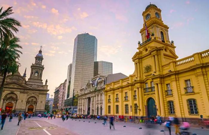 Visit Plaza de Armas