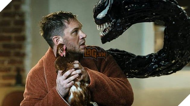 Tom Hardy hy vọng nhân vật Venom sẽ có một cuộc chiến với Spider-Man của Tom Holland.