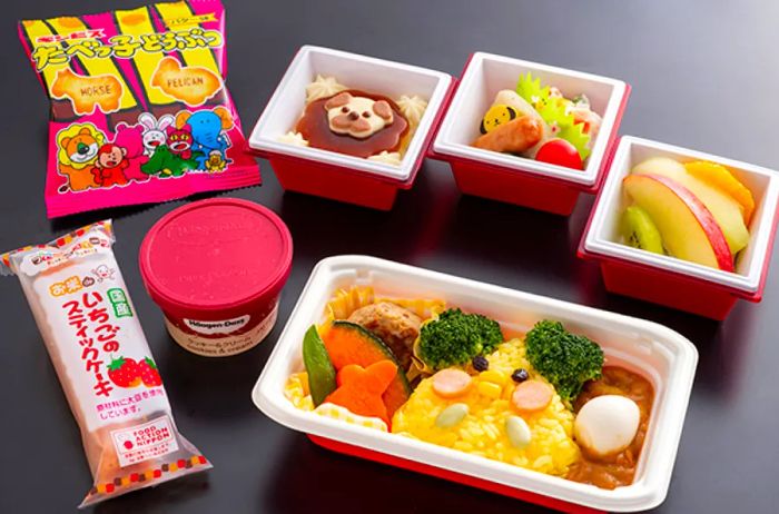 JAL Japan Airlines provides meals for children