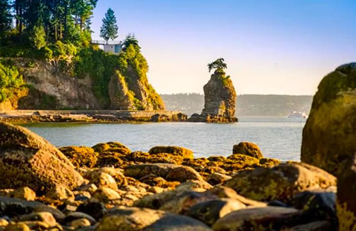 Seawall in Stanley Park