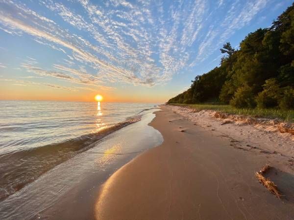 Lake Michigan (Image by Nick Ellis/Dinogo)