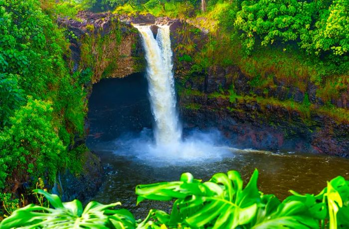 Wailuku River State Park