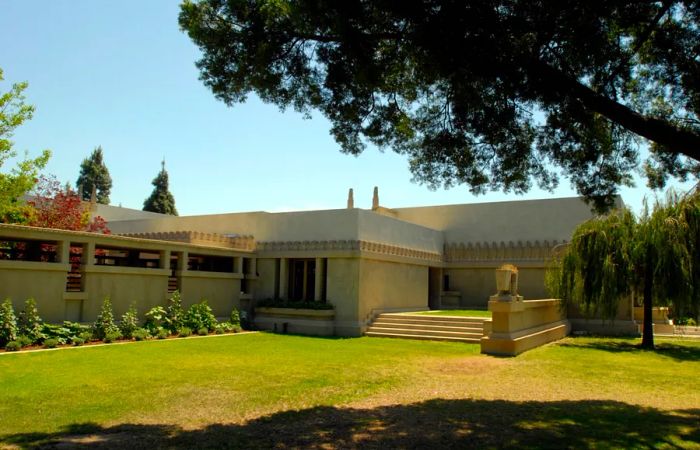 Hollyhock House has reopened to visitors after a temporary closure during the pandemic.