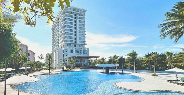 Khách sạn Long Thuận & Resort
