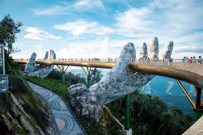 Cầu Vàng tại Đà Nẵng